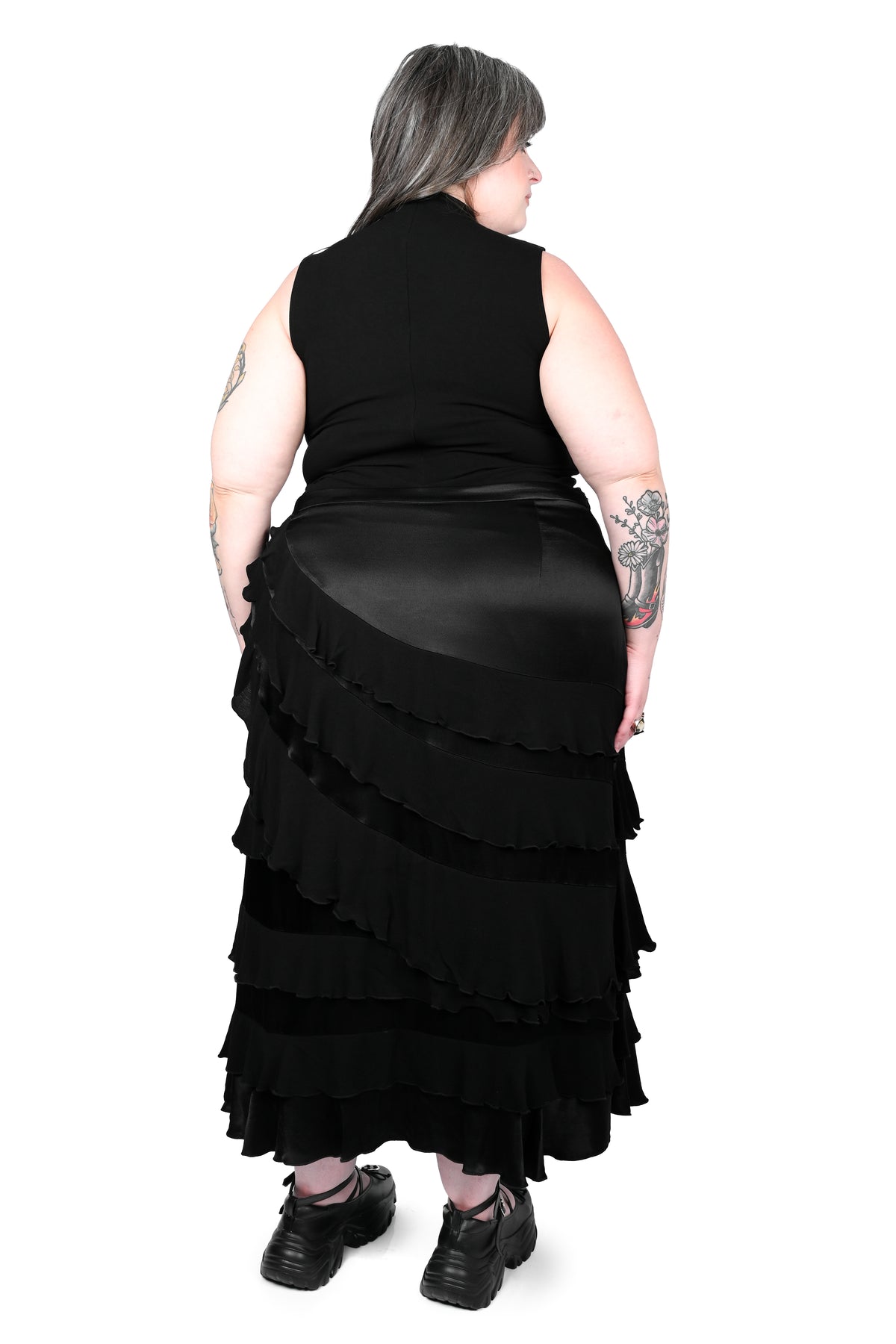 luxe maxi skirt made of a high quality satin and tiered viscose ruffles.