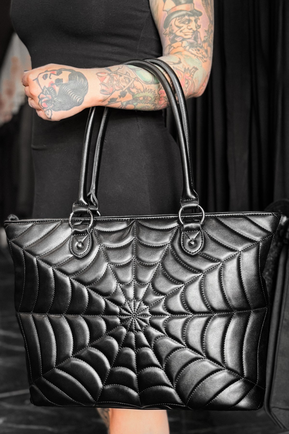 Spiderweb Tote - Black / Black