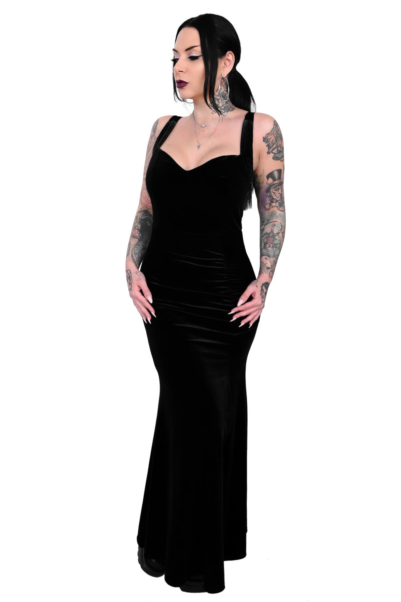 Velvet Sleeveless Mermaid Flare Dress with a side slit and ruched sides to flatter your curves.
