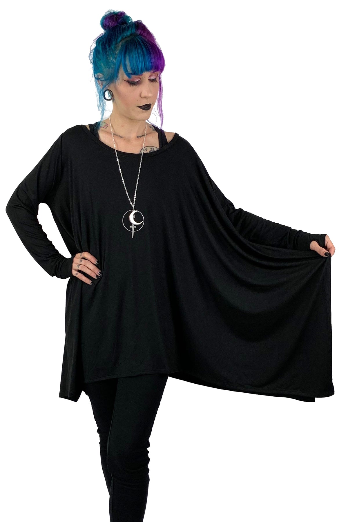 long sleeve flowy black top with thumb holes 
